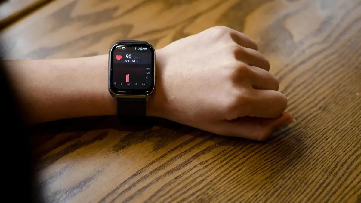 Amazon Republic Day Sale 2026 Deals On Top Fire-Boltt Smartwatches For Everyday Smart Calling
