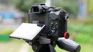5 Cameras With Mirrorless Technology For Clear Photos, Vlogs And Travel Memories