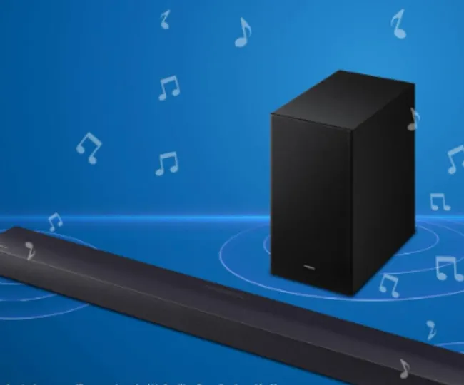 Samsung 300 W 2.1 ch Soundbar with Dolby Audio | DTS Virtual:X | Bass Boost | 3D surround sound | HDMI ARC | Optical In | Bluetooth | USB Music Playback | Wireless Subwoofer (HW-B45EF/XL, Titan Black)