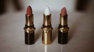 5 Bold Waterproof Lipsticks for Women Who Love Statement Looks
