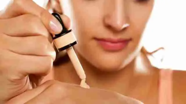 5 Hydrating Foundation Creams for Busy Working Women With Dry Skin