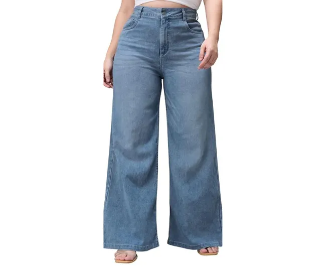 Curves Confident: Top 5 Branded Jeans That Redefine Plus-Size Style and Comfort                                          