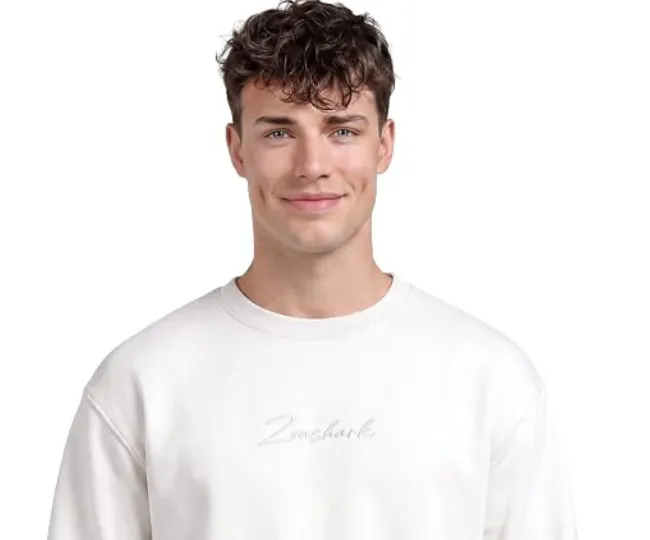Upgrade your casual wardrobe with these rugged and comfy men's sweatshirts under 999