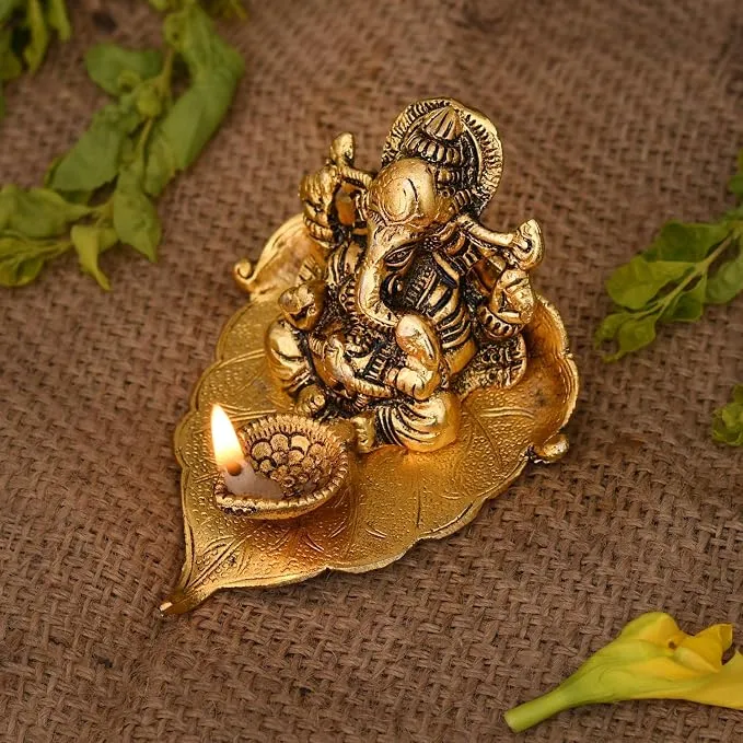 Collectible India Ganpati Gift with Diya