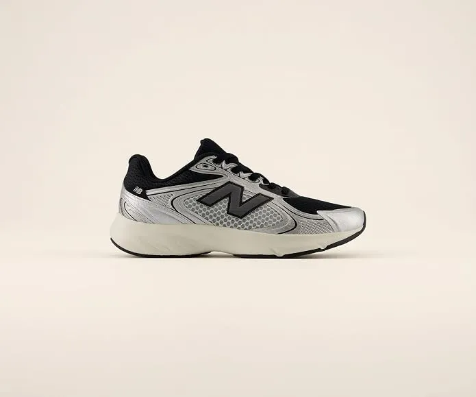 New Balance Women AMASTE Running Shoes